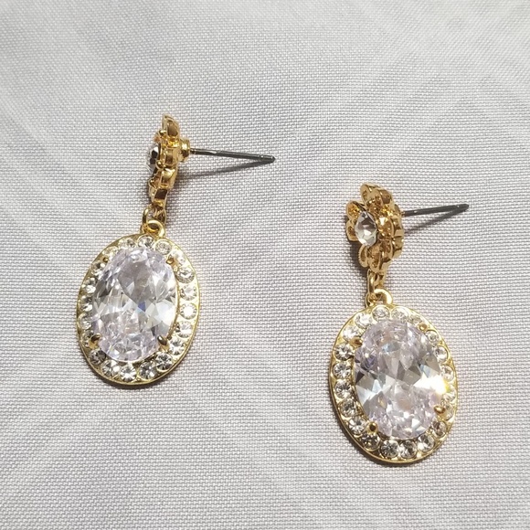 GOLD PLATED Jewelry - Clear zircon earrings